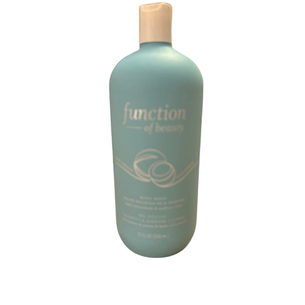New Function of Beauty Creamy Coconut 🥥 Body Wash size 22oz